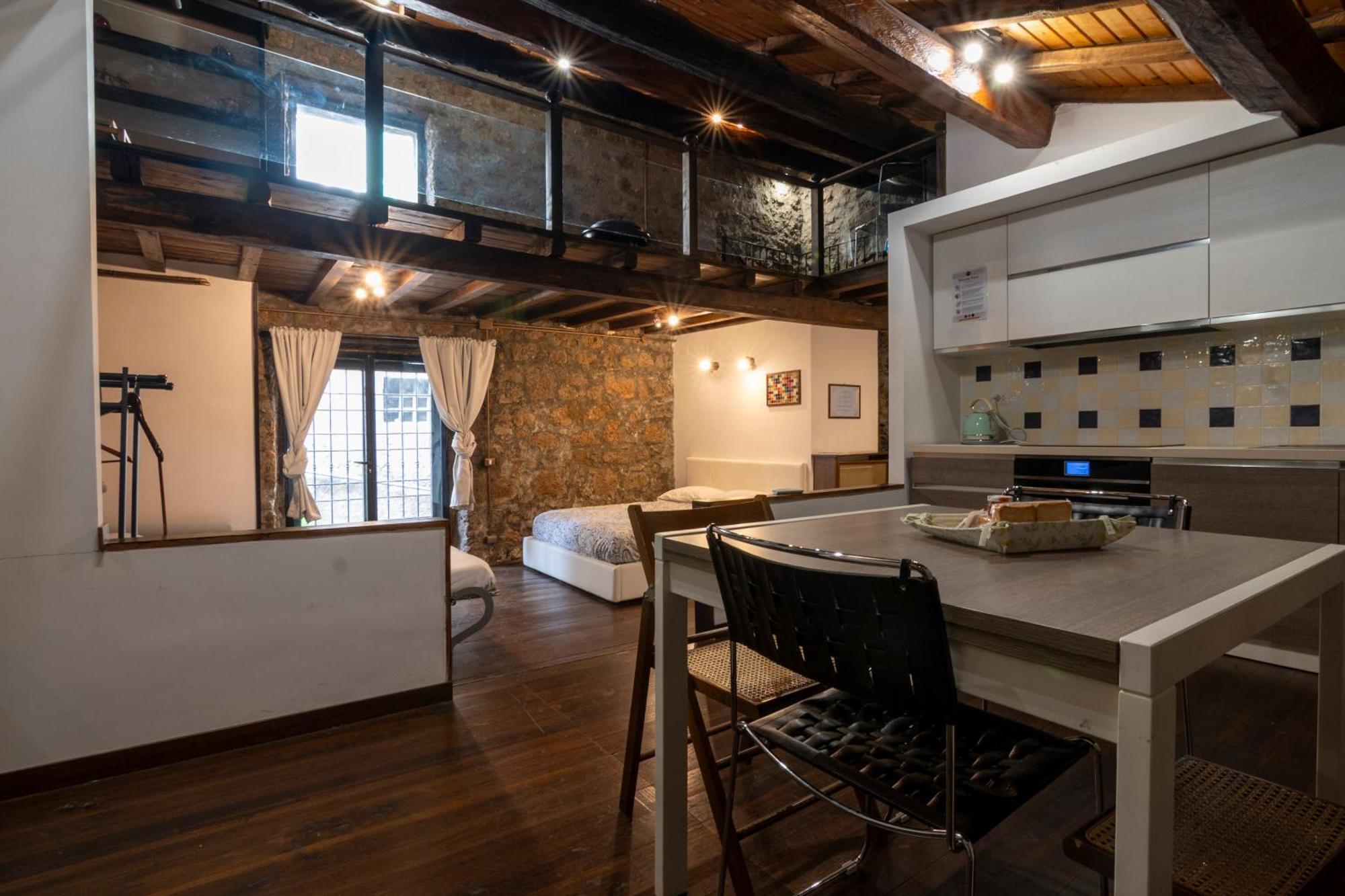 Maestosa Roccaforte Dei Principi, 3 Piani Tutti Per Voi! Sutri Exterior photo