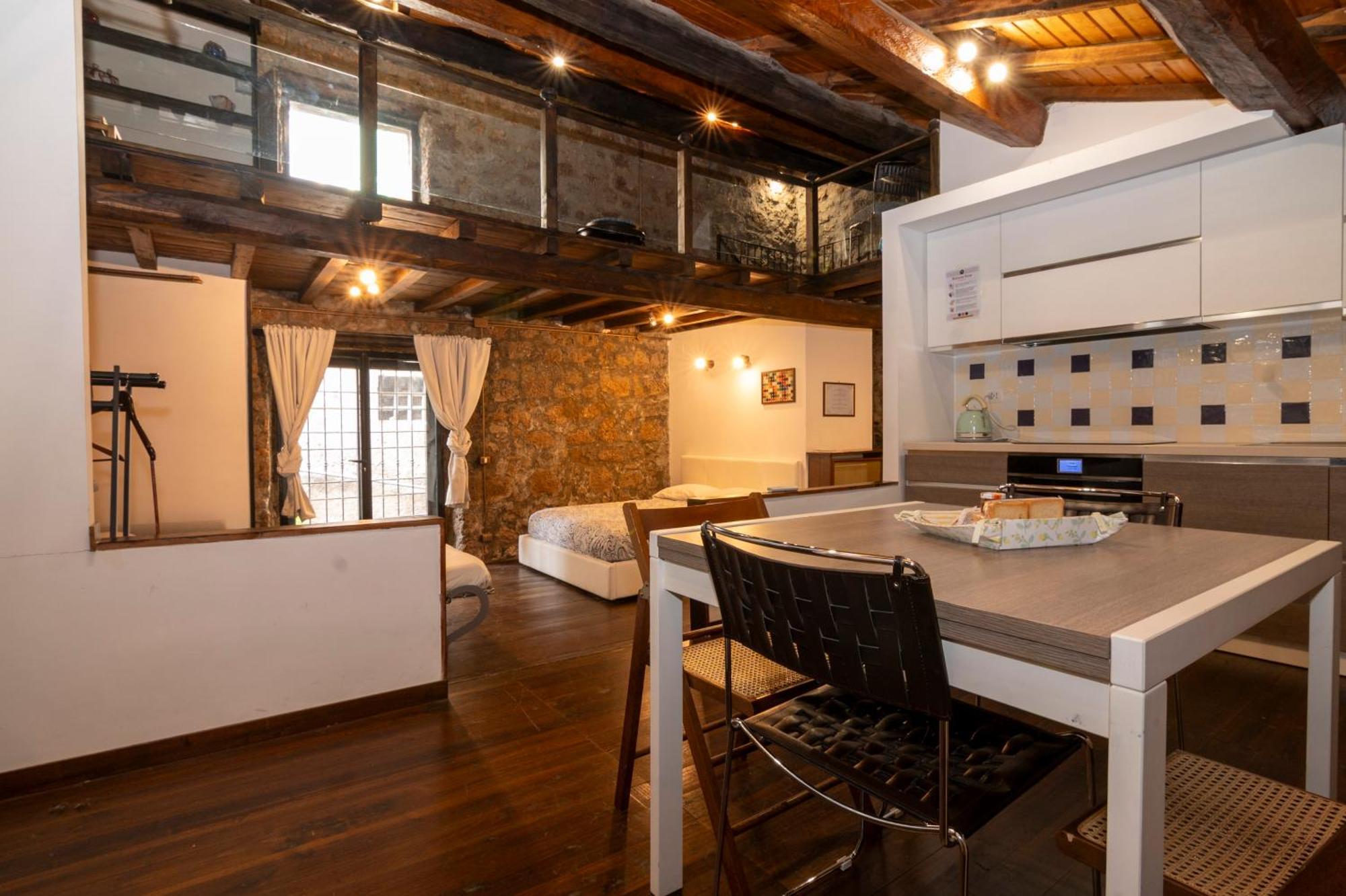 Maestosa Roccaforte Dei Principi, 3 Piani Tutti Per Voi! Sutri Exterior photo